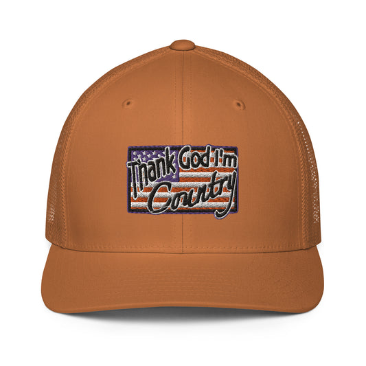 Closed-back trucker cap 'Thank God I'm Country'